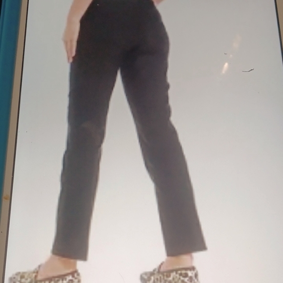 Kim Roger's straight leg petite pants - Picture 2 of 3